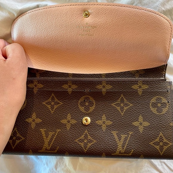Louis Vuitton Rose Ballerine Emilie Wallet - Picture 5 of 9